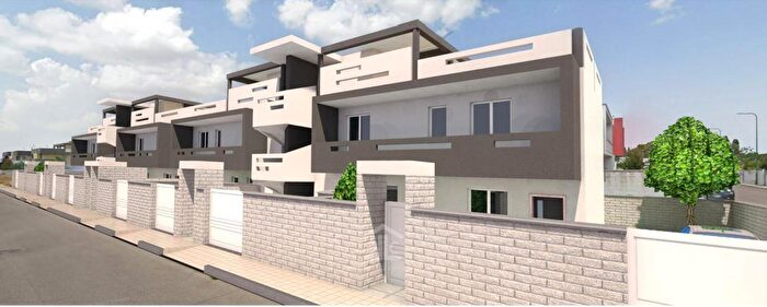 Casa con 5 locali in vendita in Via Giulio Cesare Vanini, Cavallino