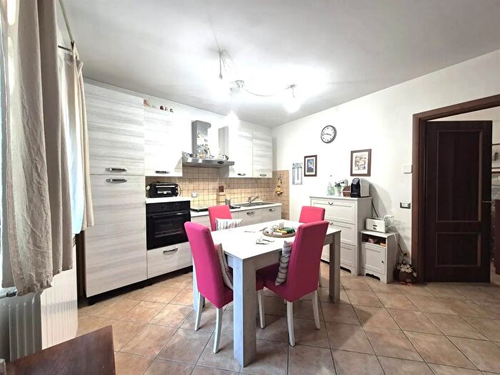 Appartamento trilocale in vendita in Via Tiberina, Fiano Romano