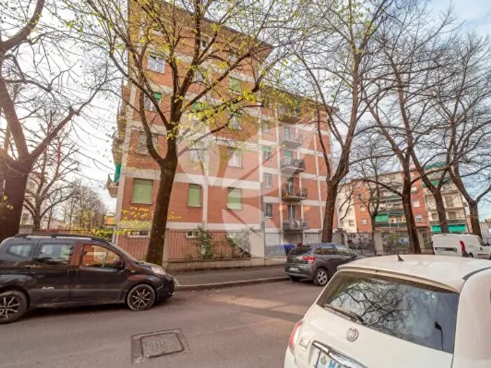 Appartamento quadrilocale in vendita in Via Carlo Raimondi, Parma