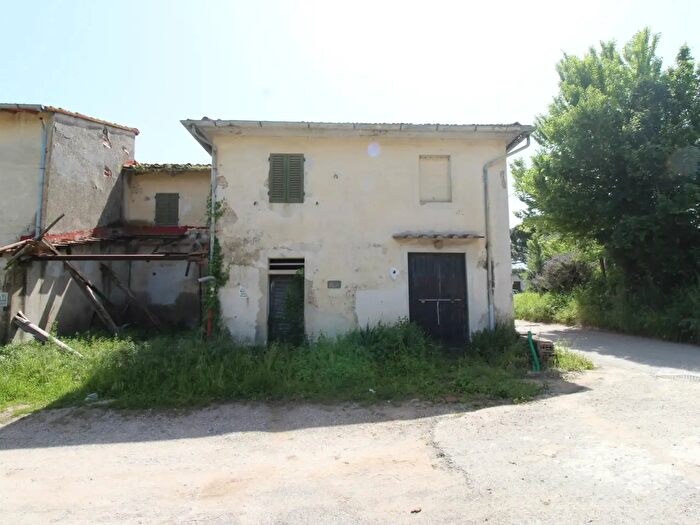 Casa con 5 locali in vendita in Via Cerretana, Vinci