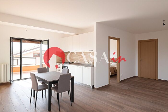 Appartamento con 5 locali in vendita in Largo Arcipeschieri, Messina