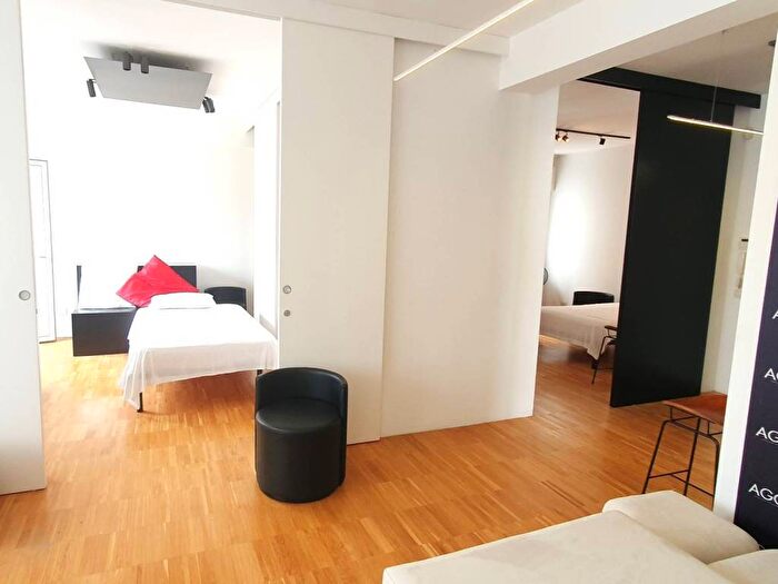 Appartamento quadrilocale in affitto in Viale Giuseppe Cesare Abba, Paese, Riccione