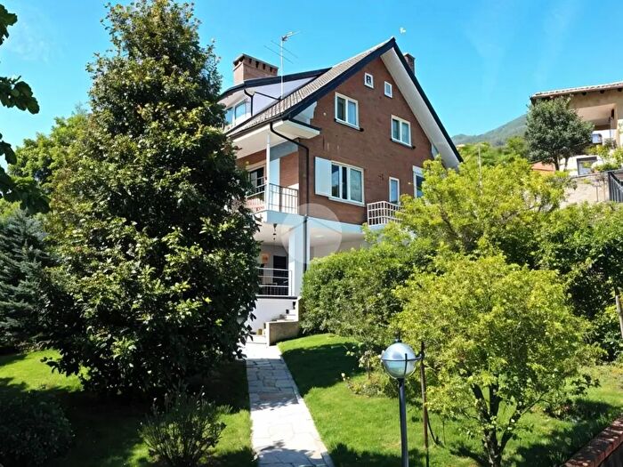Appartamento con 5 locali in vendita in in Trifamiliare Via Chiaberge, Val Della Torre