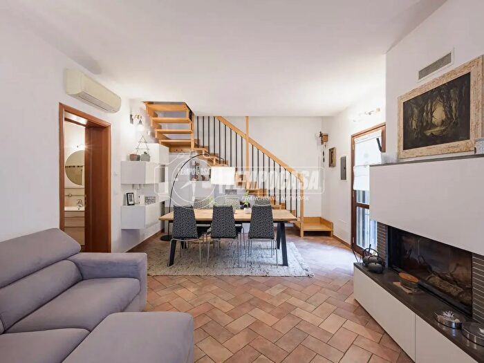 Casa trilocale in vendita in Via Roma, Granarolo Dell'Emilia