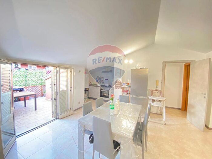 Appartamento trilocale in vendita in Via Trento, Gravina Di Catania