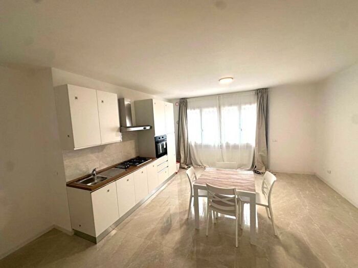 Appartamento trilocale in affitto in Via San Pio X, Loria Bessica, Loria