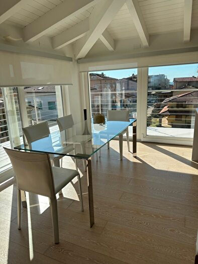 Appartamento trilocale in vendita in Rancesco Gasparini, Camaiore