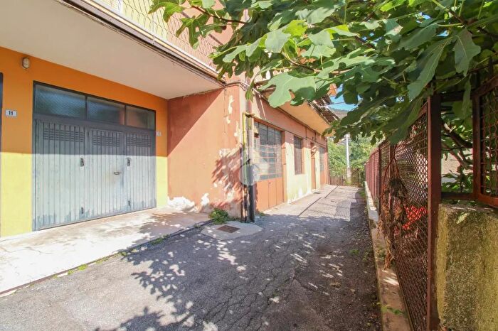 Appartamento trilocale in vendita in Vicolo Crisantemo, Lumezzane