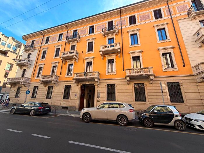 Appartamento bilocale in affitto in Via Spartaco, Montenero, Milano