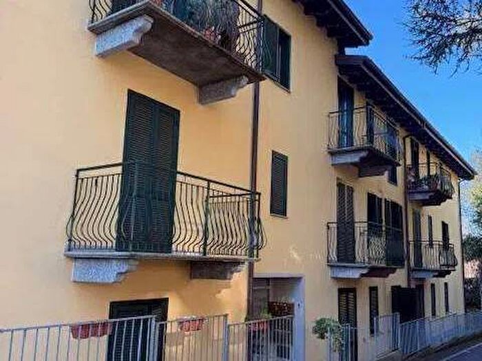 Appartamento trilocale in affitto in Vicolo Del Casello, Casbeno, Varese