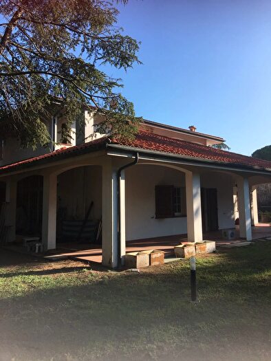 Casa con 10 locali in vendita in Missiroli Cervia, Cervia