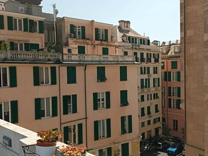 Appartamento bilocale in affitto in Vico al Monte di Pietà, Centro Città, Genova