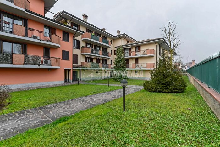 Appartamento trilocale in vendita in Settala