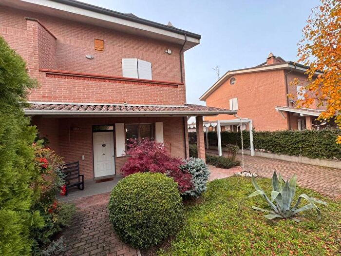 Casa con 6 locali in affitto in Via Madonna Boschi, Vigarano Mainarda