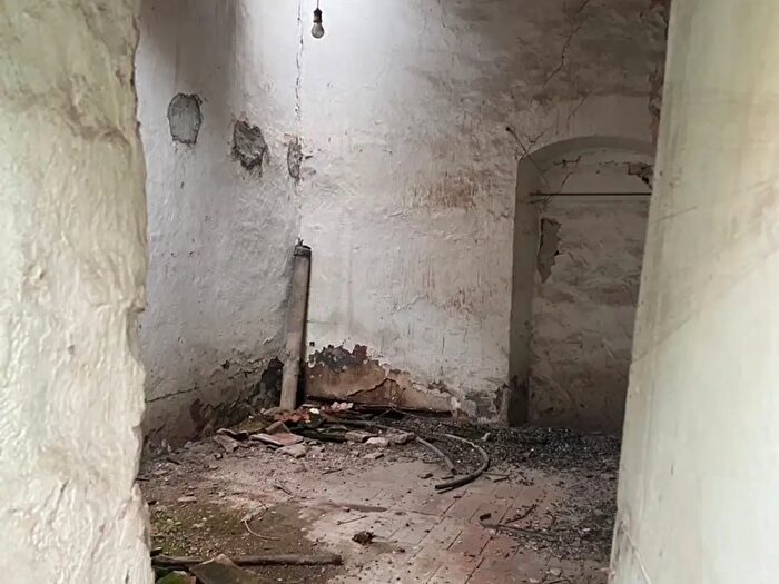 Appartamento con 6 locali in vendita in Via San Nicandro, Terni