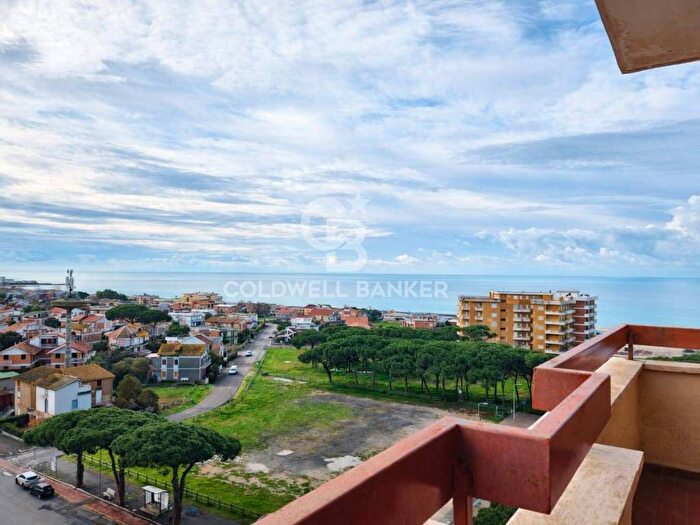 Appartamento trilocale in affitto in Viale Andrea Doria, Lido di Tarquinia, Tarquinia