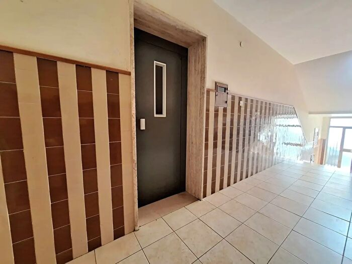 Appartamento con 5 locali in vendita in Via Alfredo Petrucci, San Giovanni Rotondo