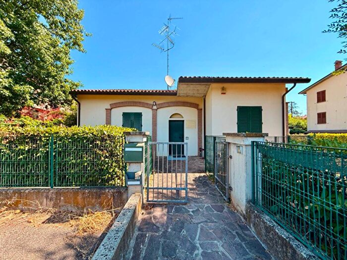 Casa con 6 locali in vendita in Via della Risaia, Sasso Morelli Sesto Imolese, Imola