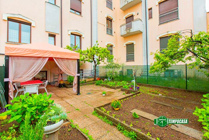 Appartamento quadrilocale in vendita in Via Luigi Pomini, Castellanza