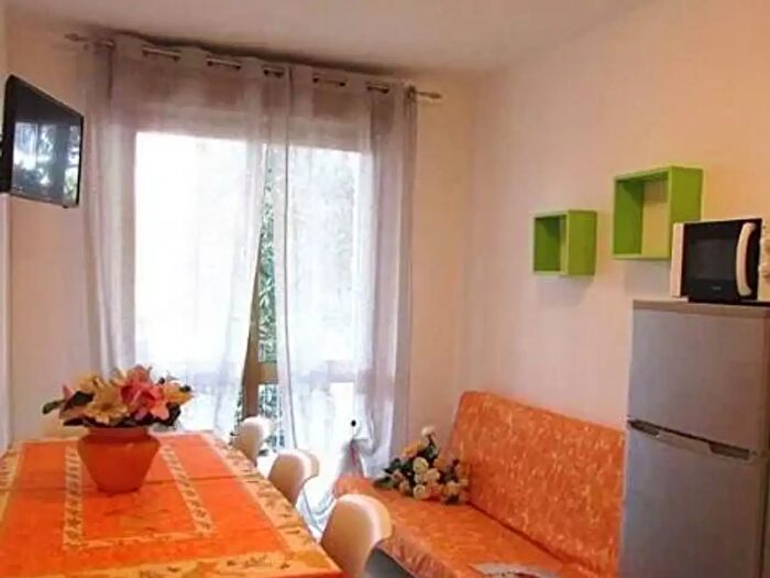 Appartamento bilocale in vendita in Via Angelo Brofferio, Milano