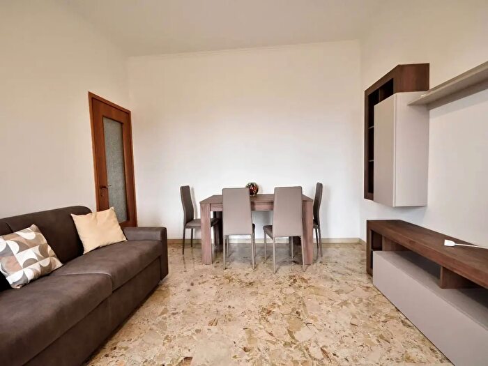 Appartamento trilocale in affitto in Via Padre Ravasi, Sesto San Giovanni