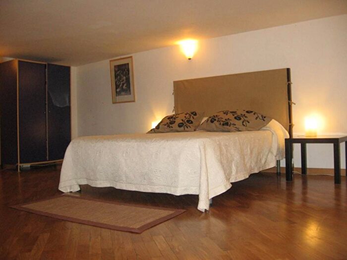 Appartamento bilocale in affitto in Piazza San Domenico Maggiore, Centro Storico, Napoli