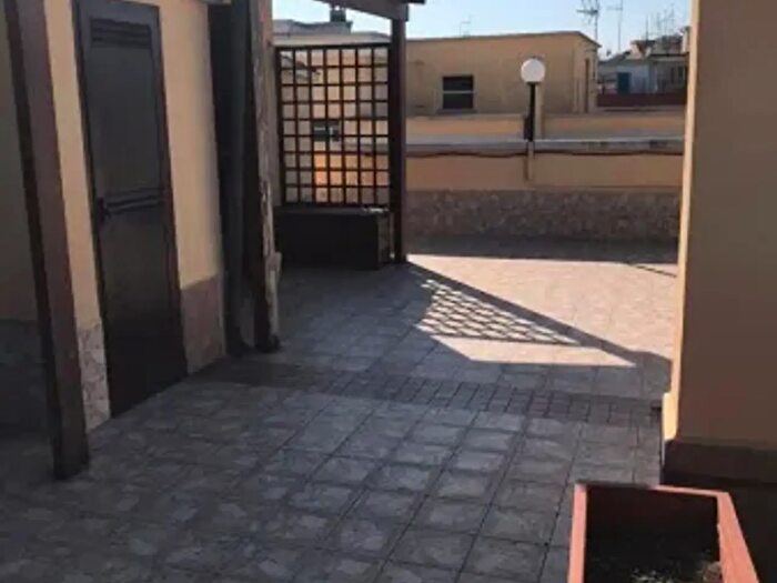 Appartamento monolocale in affitto in Via dell'Aquila Reale, Roma
