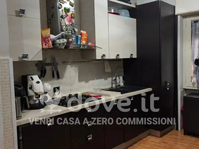 Appartamento trilocale in vendita in Via Lago di Como, Taranto
