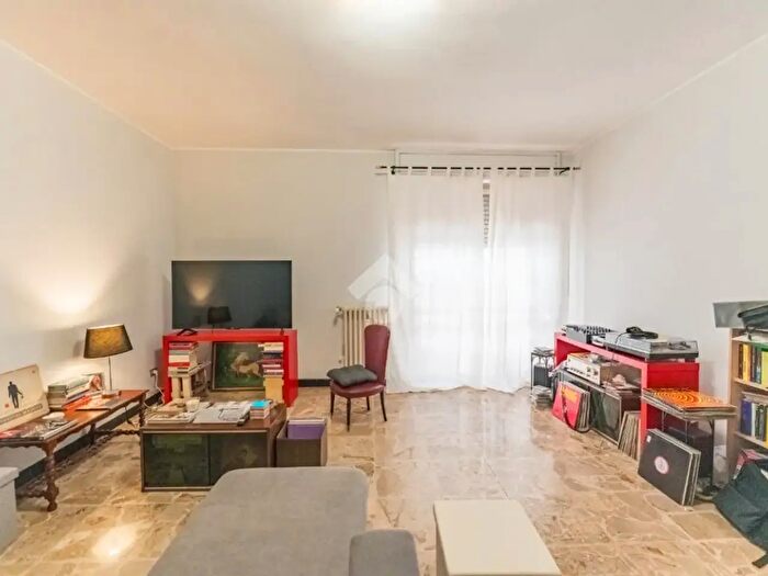 Appartamento con 5 locali in vendita in Via Raffaello Giolli, Milano