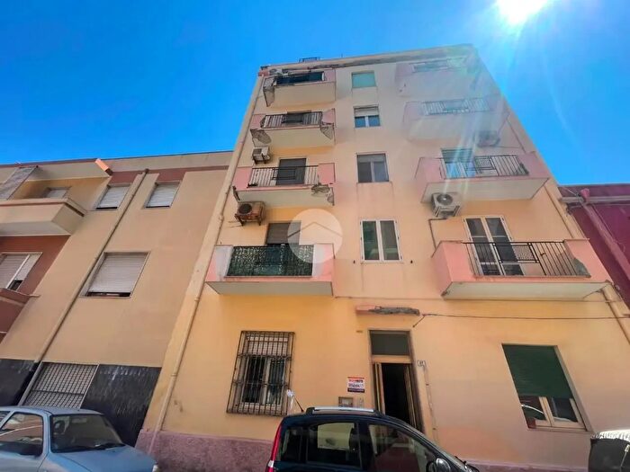 Appartamento trilocale in vendita in Via Monte Grappa, Cagliari