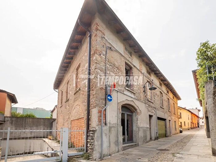 Casa con 5 locali in vendita in Via Roma, Ranica