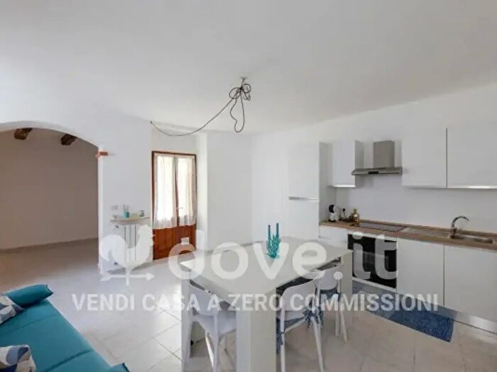 Appartamento bilocale in vendita in Via Cadorna, Monvalle