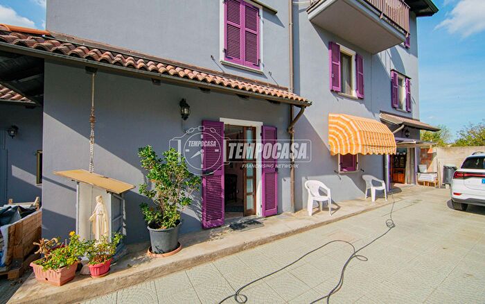 Casa quadrilocale in vendita in Via Solferino, Mortara