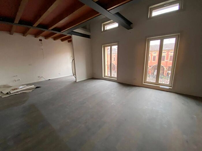 Appartamento con 5 locali in vendita in Via del Pretorio Sassuolo, Sassuolo