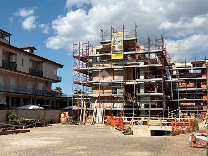 Appartamento quadrilocale in vendita in Via Alessandro Volta, Sant'Arpino