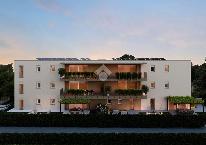 Appartamento quadrilocale in vendita in Via Giovanni Chiarini, Vicenza