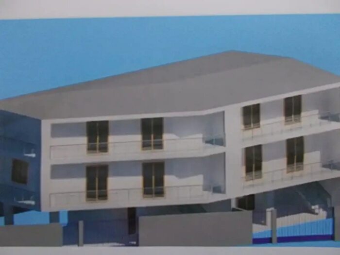 Casa con 8 locali in vendita in Parete