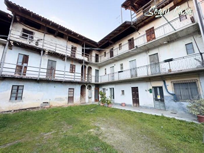 Casa con 5 locali in vendita in Via Giuseppe Mazzini, Fontaneto DAgogna
