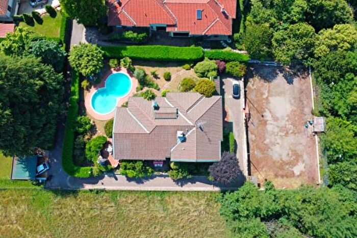 Casa con 5 locali in vendita in Villaggio Santa Monica, Gornate Olona