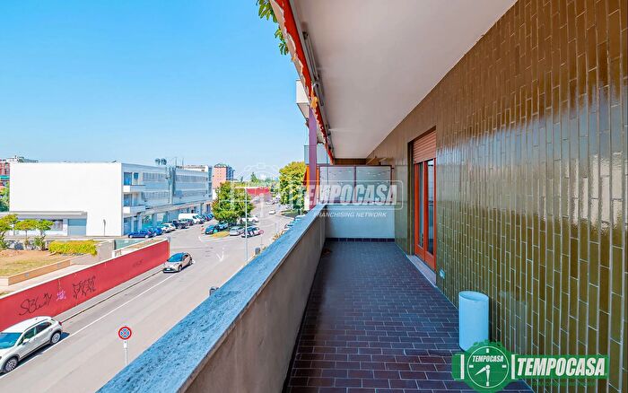 Appartamento quadrilocale in vendita in Largo Volontari del Sangue, San Donato Milanese