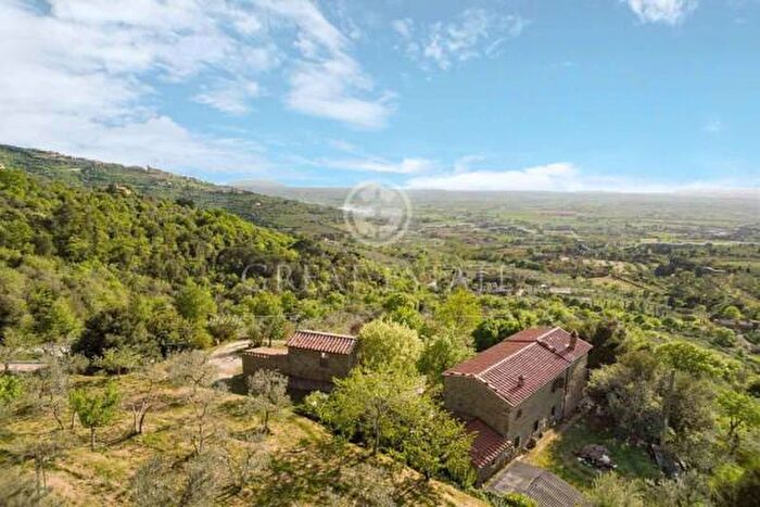 Casa con 6 locali in vendita in CS Cortona, Cortona