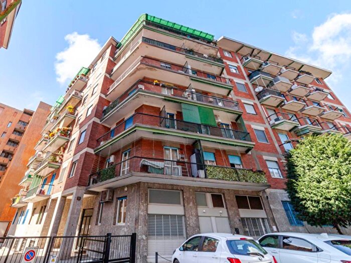 Appartamento bilocale in affitto in Via Tolmezzo, Udine, Milano