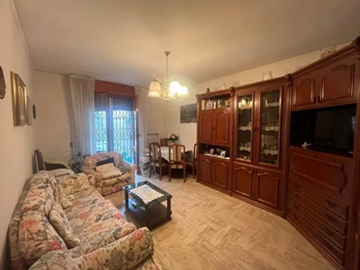 Appartamento quadrilocale in vendita in Via Antonio Stradivari, Modena