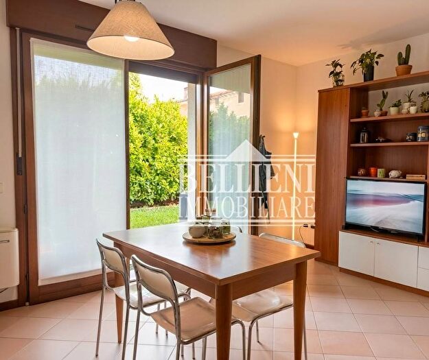 Appartamento bilocale in affitto in Viale Astichello, Viale Trieste Villaggio dei Fiori, Vicenza