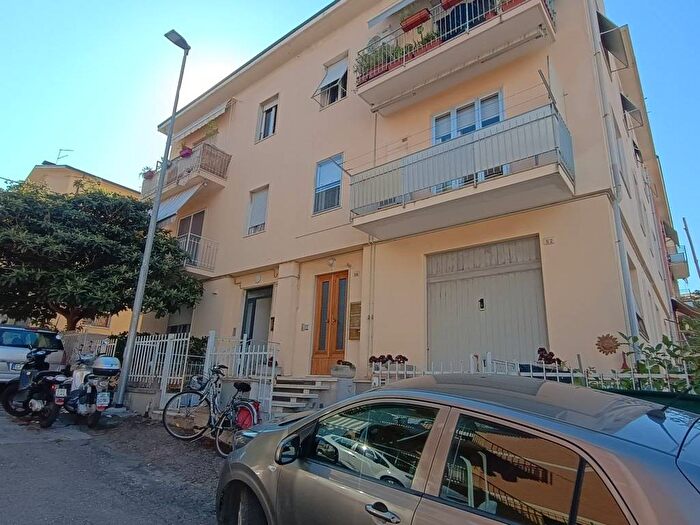 Appartamento trilocale in affitto in Via Augusto Righi, Montegranaro Loreto, Pesaro