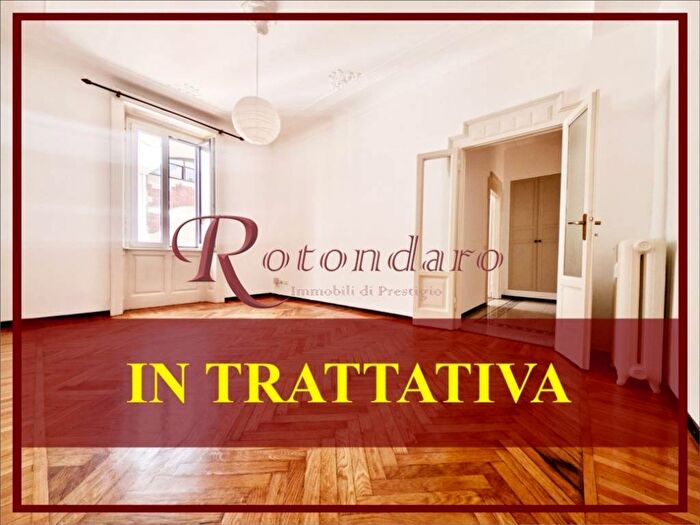 Appartamento quadrilocale in affitto in Via Gian Battista Vico, San Vittore, Milano