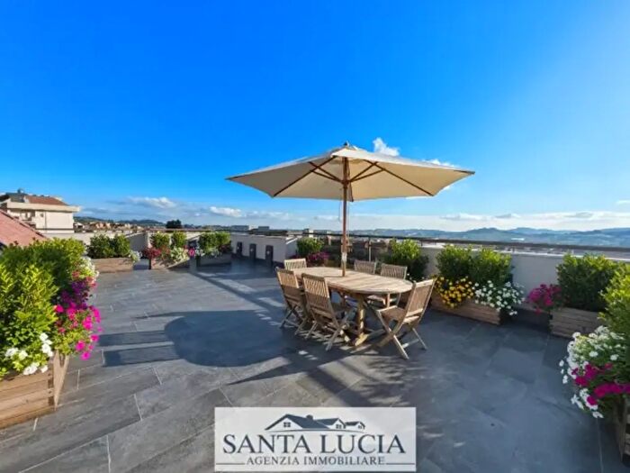 Appartamento con 6 locali in vendita in Canicatti