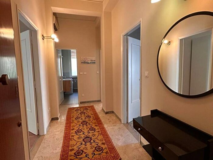 Appartamento quadrilocale in affitto in Via Fratelli Bronzetti, Centro, Mantova