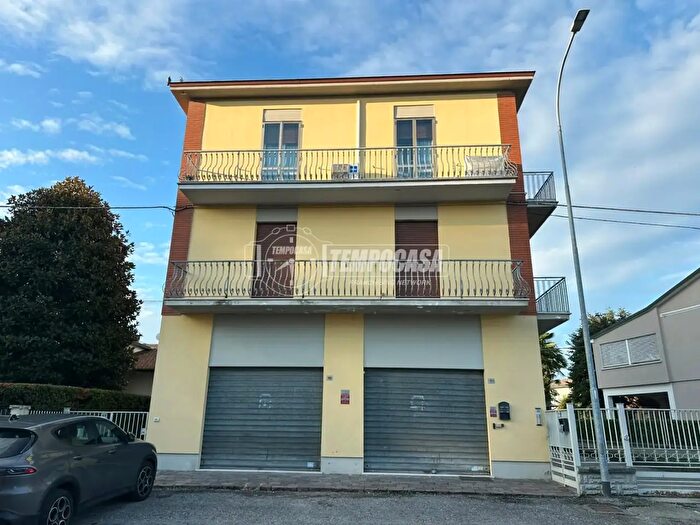 Appartamento trilocale in vendita in Corso Liberta', San Cesario Sul Panaro