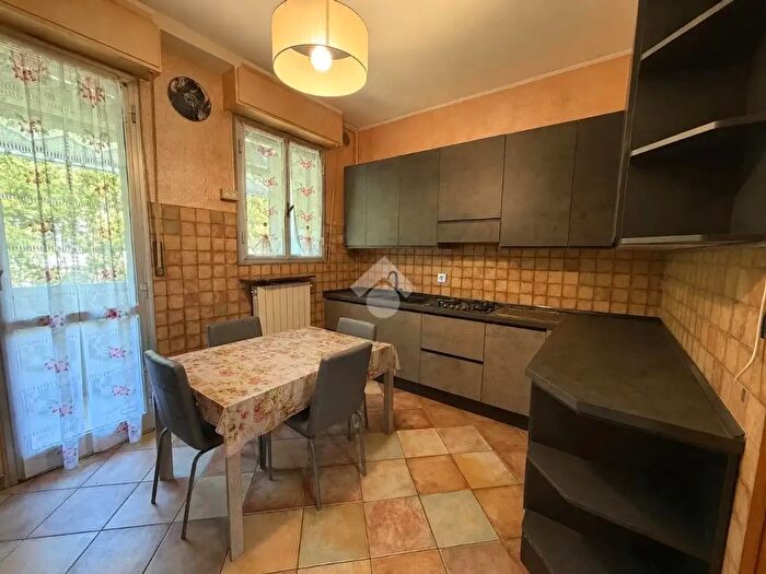 Appartamento quadrilocale in vendita in Via Plava, Torino